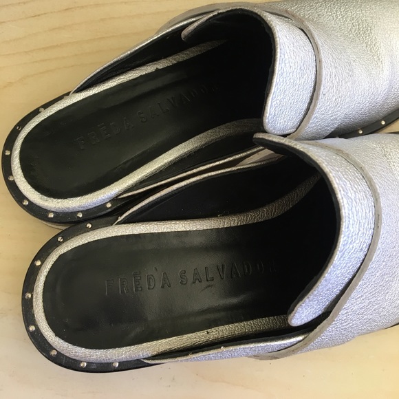 Freda Salvador Metallic Keen Mule - Picture 7 of 8